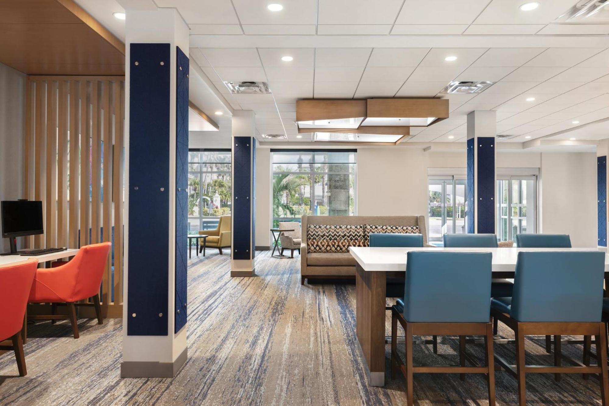 Holiday Inn Express Cape Canaveral By Ihg Экстерьер фото