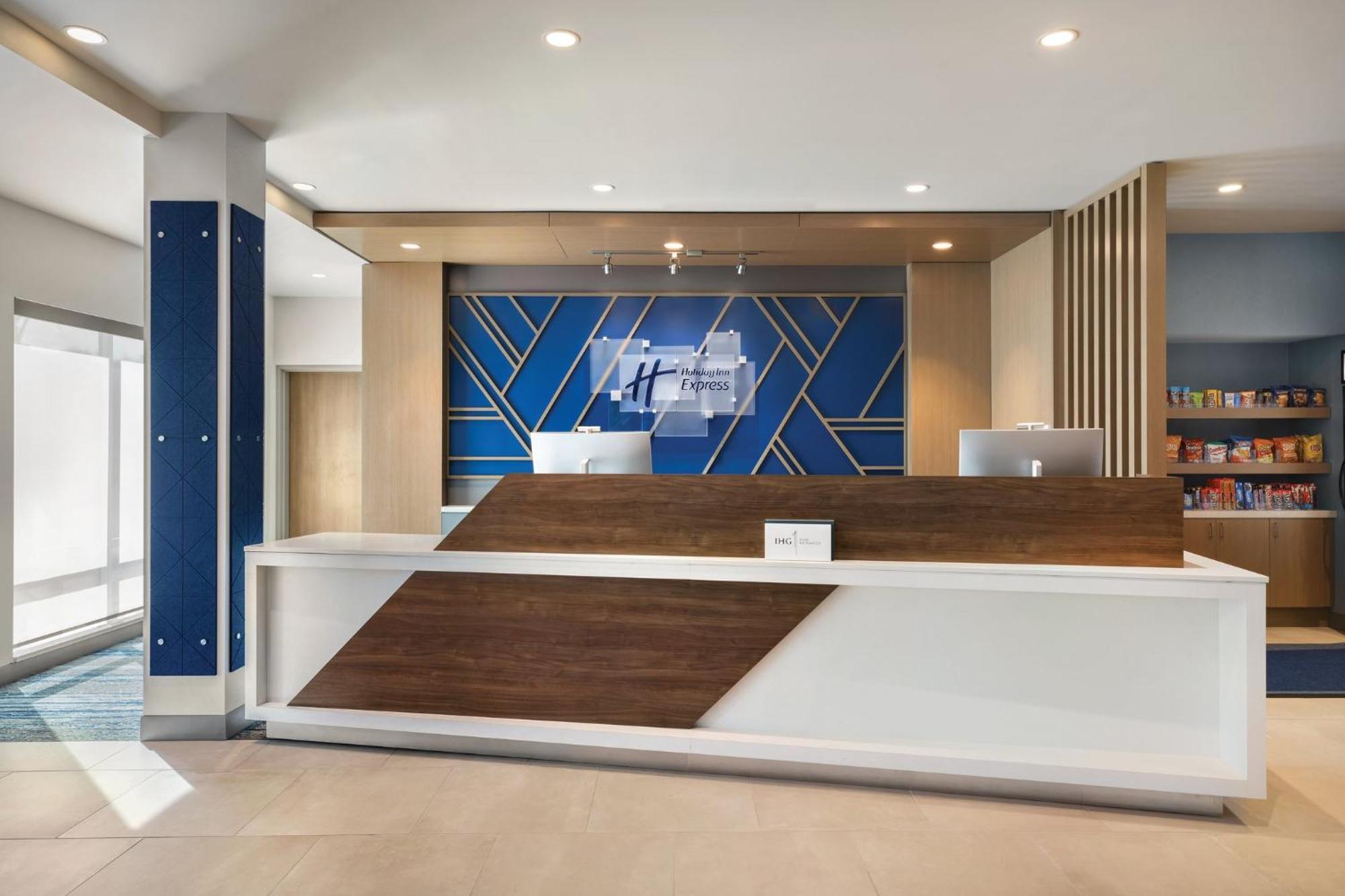 Holiday Inn Express Cape Canaveral By Ihg Экстерьер фото