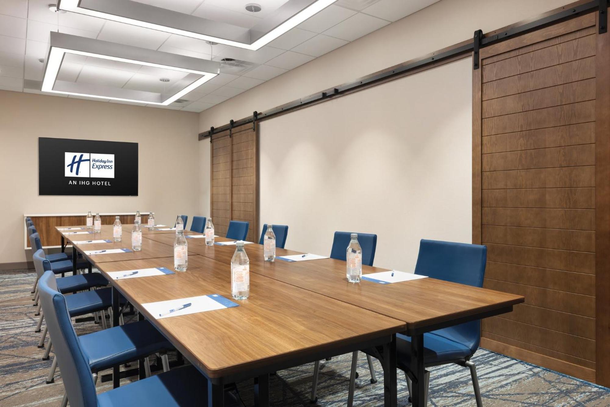 Holiday Inn Express Cape Canaveral By Ihg Экстерьер фото