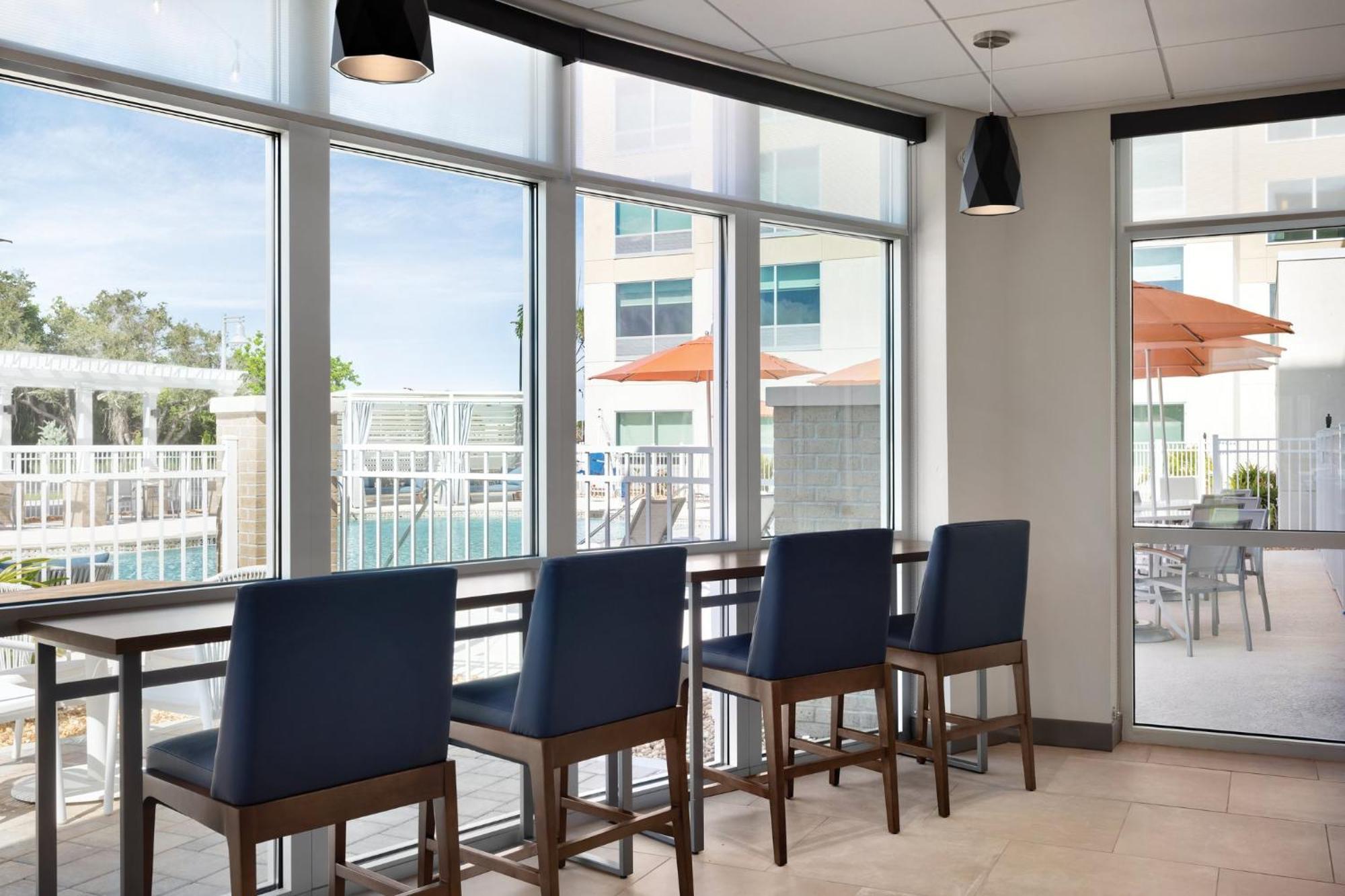 Holiday Inn Express Cape Canaveral By Ihg Экстерьер фото